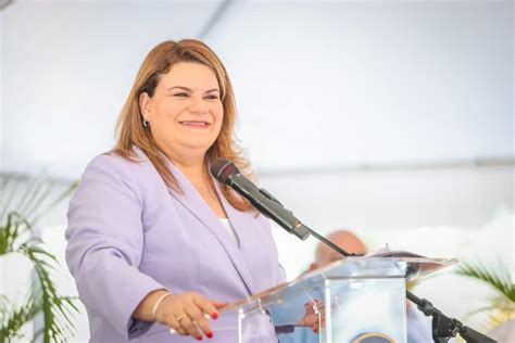 Jenniffer González una abogada que ha hecho historia en la política de