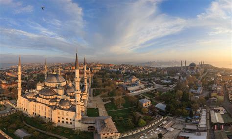 Putovanje Istanbul Mart Dan Ena Avionom No Enja Amos