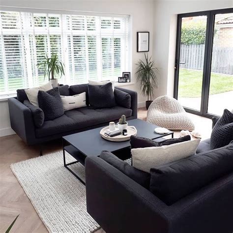 47+ Black Sofa Living Room Ideas That Deliver Style in 2024 | Houszed