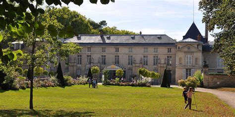 Business Profilers Château de la Petite Malmaison