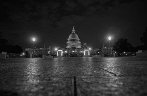 Capitol Building at Night. U.S. Capitol Historical Photos. Capitol Hill ...