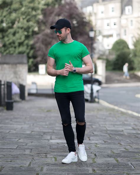 Pop Of Colour With A Striking Green T Shirt Outfit Your Average Guy