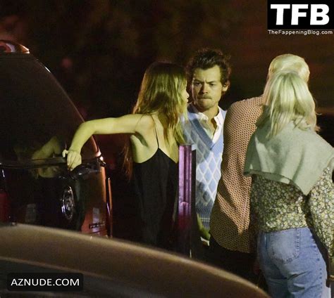 Olivia Wilde Sexy Seen Flaunting Her Hot Figure At Dinner In Los Angeles AZNude