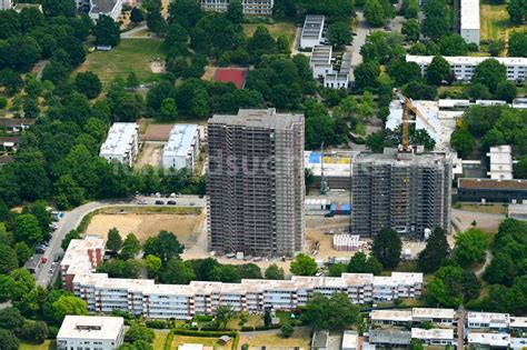 Wolfsburg Von Oben Sanierung Hochhaus Geb Ude Im Wohngebiet Don