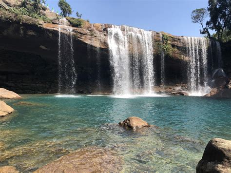 Krang Shuri waterfalls, Meghalaya. : india