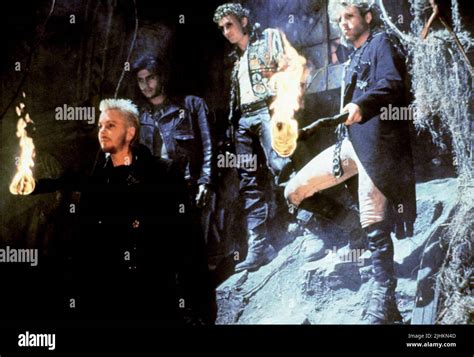 KIEFER SUTHERLAND, BILLY WIRTH, ALEX WINTER, BROOKE MCCARTER, THE LOST