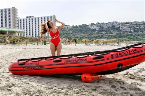 Retro Bikini Imogen Thomas Catches Some Rays In A White Bikini With