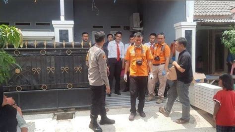 Tetangga Syok Ibu Muda Dan Anaknya Di Karawang Bunuh Diri Di Rumah