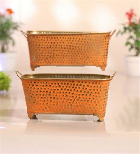 Orange Rectangular Dotted Pot With Antique Finish At Best Price In Moradabad