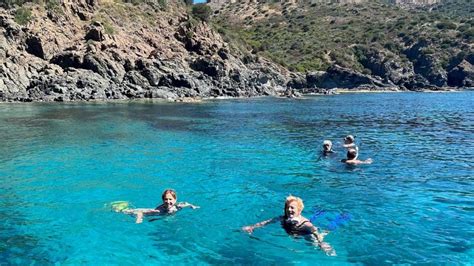 Snorkelling In The Coves Of The Bosa Coastline Sardinia Escurs