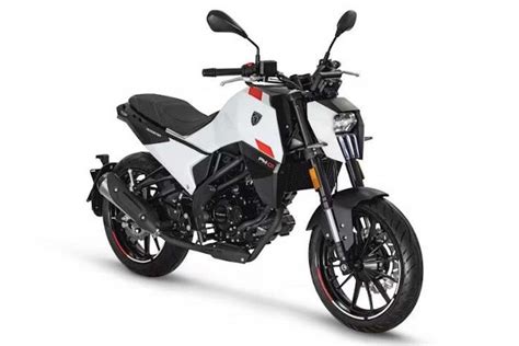 Foto Peugeot Segera Luncurkan Naked Bike Pm