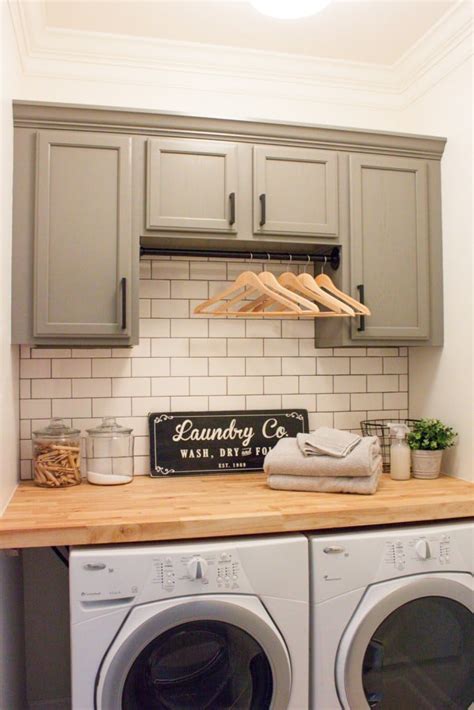 15 Fabulous Farmhouse Laundry Room Design Ideas Joyful Derivatives