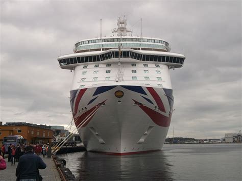 Britannia Cruise Ship Review – Reviews – Blog – Luxury Travel Diary