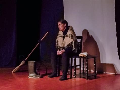 Mujeres Que Arden Un Ciclo Teatral En Torno A La Mujer Fueguina