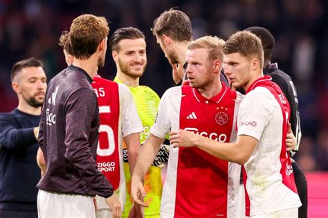 Tekenen Bij Ajax Mooiste Dag Van Mijn Leven Maar Werd Een Nachtmerrie