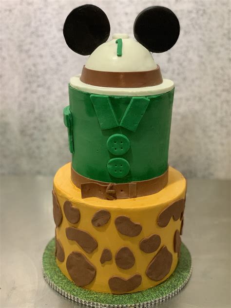 Mickey Mouse safari cake