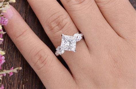 The Ultimate Guide To Buying Your Engagement Ring Bespoke Bride