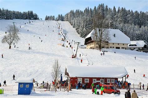 Skilift Waldau Der Schneehof Und Seine Piste Titisee Neustadt