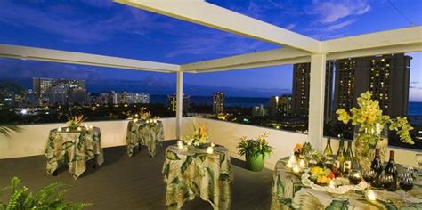 Doubletree By Hilton Alana Waikiki Beach Weddings Get Prices For