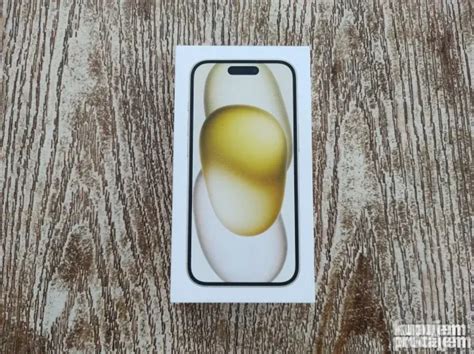 Apple Iphone Nov Gb Yellow Vakum Garancija Mts Kupujemprodajem