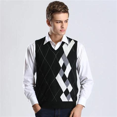 Designer Sweater Pullover Knit Vest For Men Sleeveless Wool Stylish Fashion Casual V Neck Basic