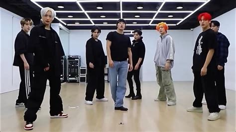 Ateez Halazia Mirrored Dance Practice Youtube