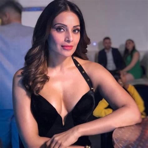 Bipasha Basu Being Called A Sex Symbol It S Scary But I Would Like To Be Sexy Even If Am 180