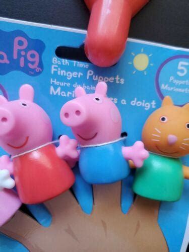 New! - Peppa Pig - Bath Time Finger Puppets - •Peppa Pig • George Pig ...