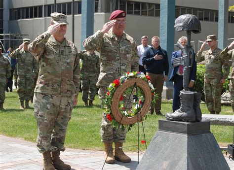 NY National Guard headquarters marks Memorial Day | Article | The ...