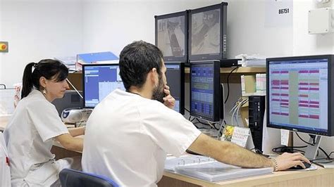 Sanidad Reorganiza Las Plantillas De Los Hospitales Aumentando Las