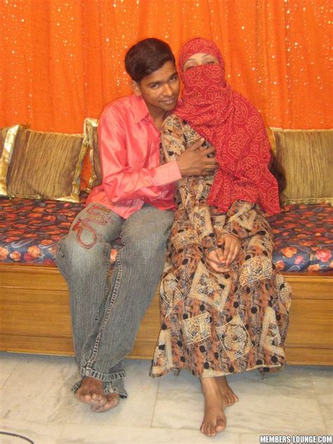 India Nude Girls Indian Slut Gets Dildo Fu XXX Dessert Picture