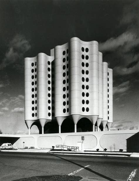 Saint Mary Hospital (Chicago, IL) : r/brutalism