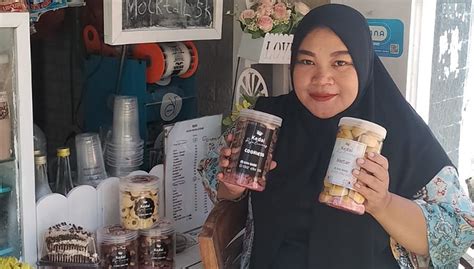 Bermodal Pinjaman Dari Bri Wanita Asal Makassar Sukses Buka Usaha Kue