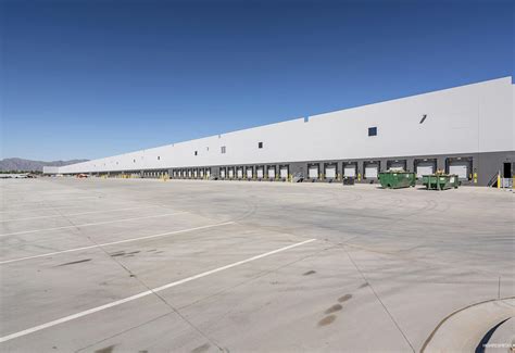 West Phoenix Distribution Center | JLLIPT