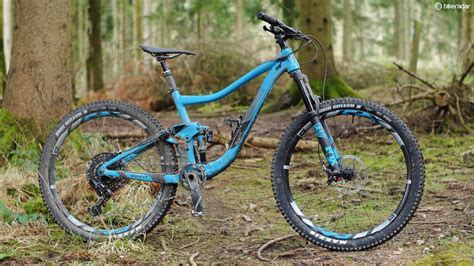 Giant Bikes Latest Reviews News And Buying Advice Bikeradar