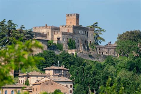 Castello Di Tabiano Pr Ti Turismo Itinerante