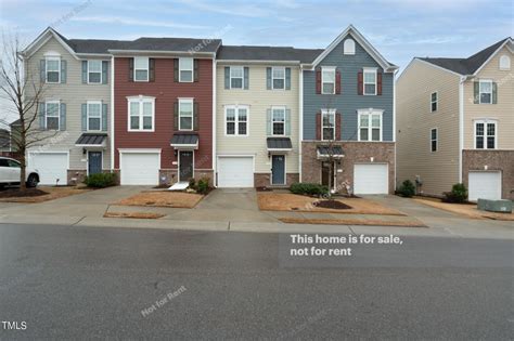 218 Brier Summit Place Durham Nc 27703 Mls 10011659 Howard Hanna