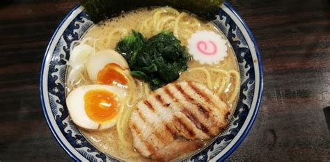 『濃厚豚骨ラーメン 醤油』麺屋 武士道 本店のレビュー ラーメンデータベース