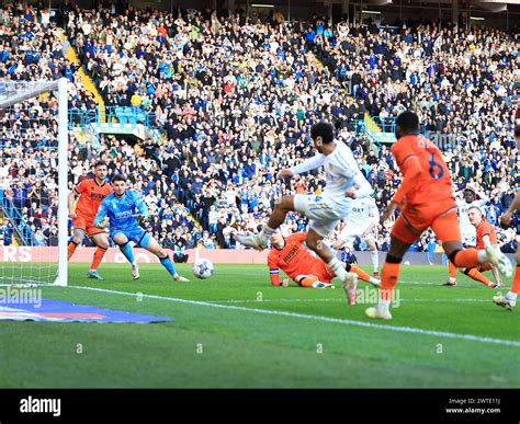 Leeds Uk Th Mar Millwall Goalkeeper Matija Sarkic Saves A