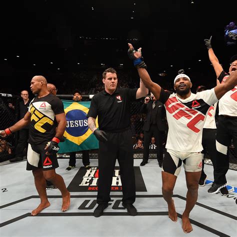 UFC 194 Results: Yoel Romero Edges Jacare Souza by Controversial Split ...