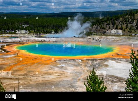 Grand Prismatic Spring Stock Photo - Alamy