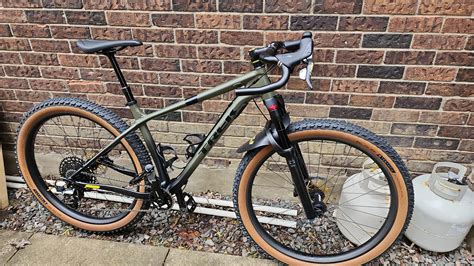 Is this a Gravel bike? I need to know before putting the bar tape on