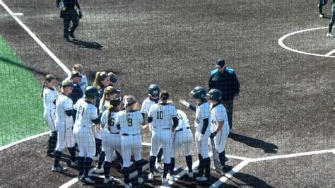 Augustana Carries 24 Game Win Streak Into Nsic Tourney