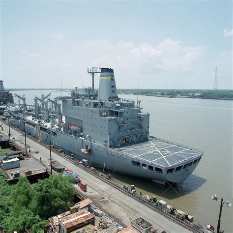 A Port Quarter View Of The Fleet Oiler Usns Henry J Kaiser T Ao 187