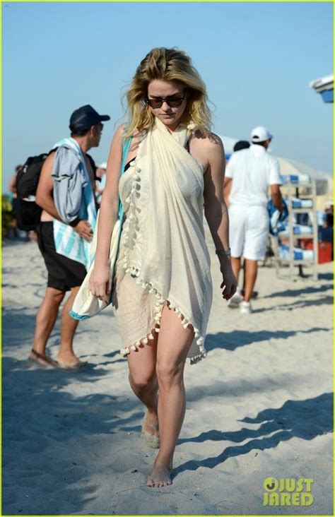 Hot Alice Eve Bikini Photos ThBlog