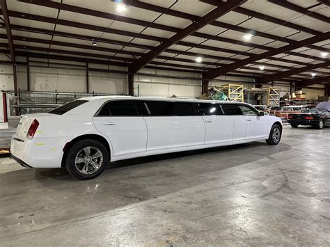 New 2023 Chrysler 300 for sale in Springfield, MO #WS-17016 | We Sell Limos