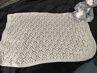 Ravelry Falling Leaves Baby Blanket Pattern By Not Just Nanas Knit