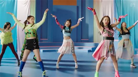 Red Velvet Zimzalabim Mv Inspired Looks Thetaslifestyle