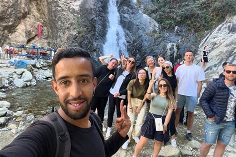 Ourika Tal Atlasgebirge Wasserfall Und Mittagessen Am Wasser Zur