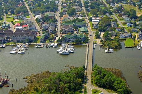 Manteo Waterfront Marina slip, dock, mooring reservations - Dockwa